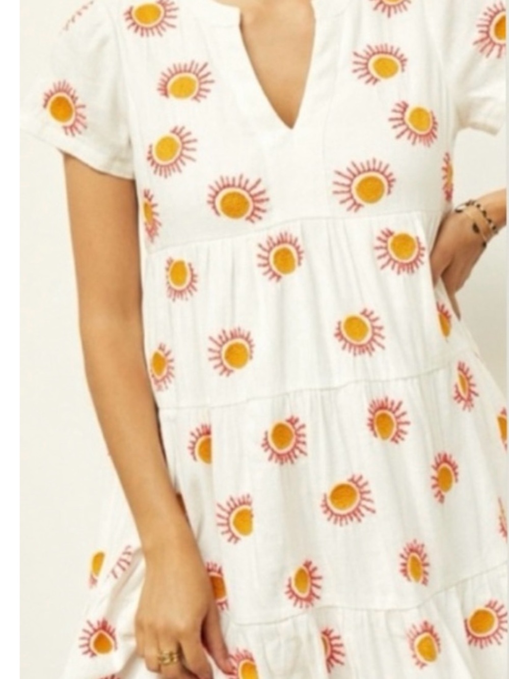 ANTHROPOLOGIE MAEVE White Sunburst Tiered V-Neck Dress. Pre- loved.